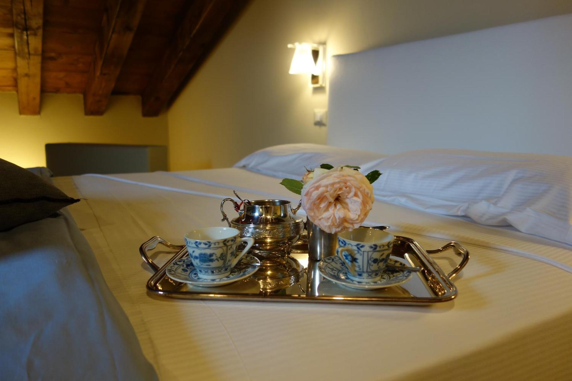 Corte San Luca Apartments Бардоліно Номер фото
