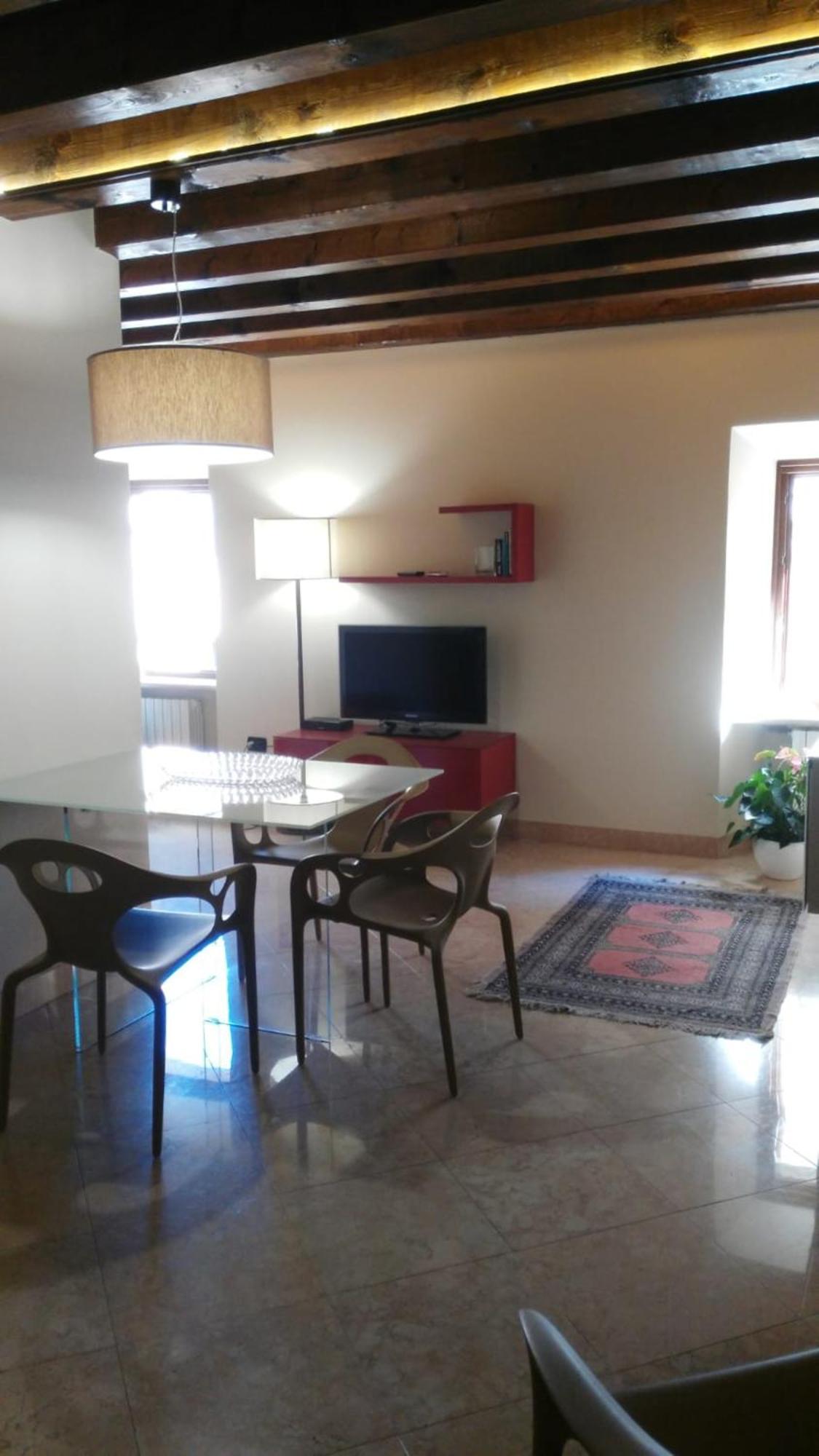 Corte San Luca Apartments Бардоліно Номер фото